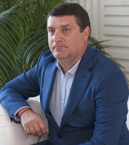 Могила Ілля Володимирович